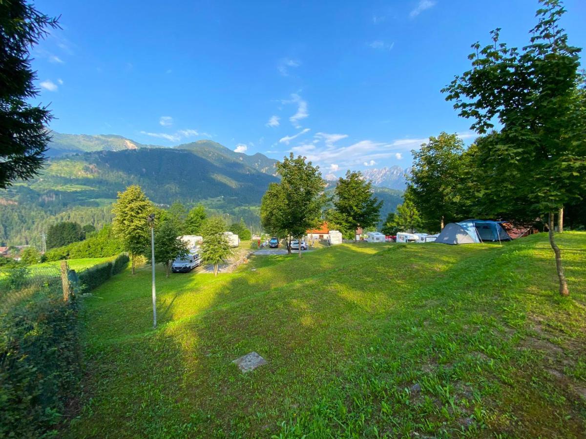Camping & Caravan Zoncolan Ovaro Bagian luar foto