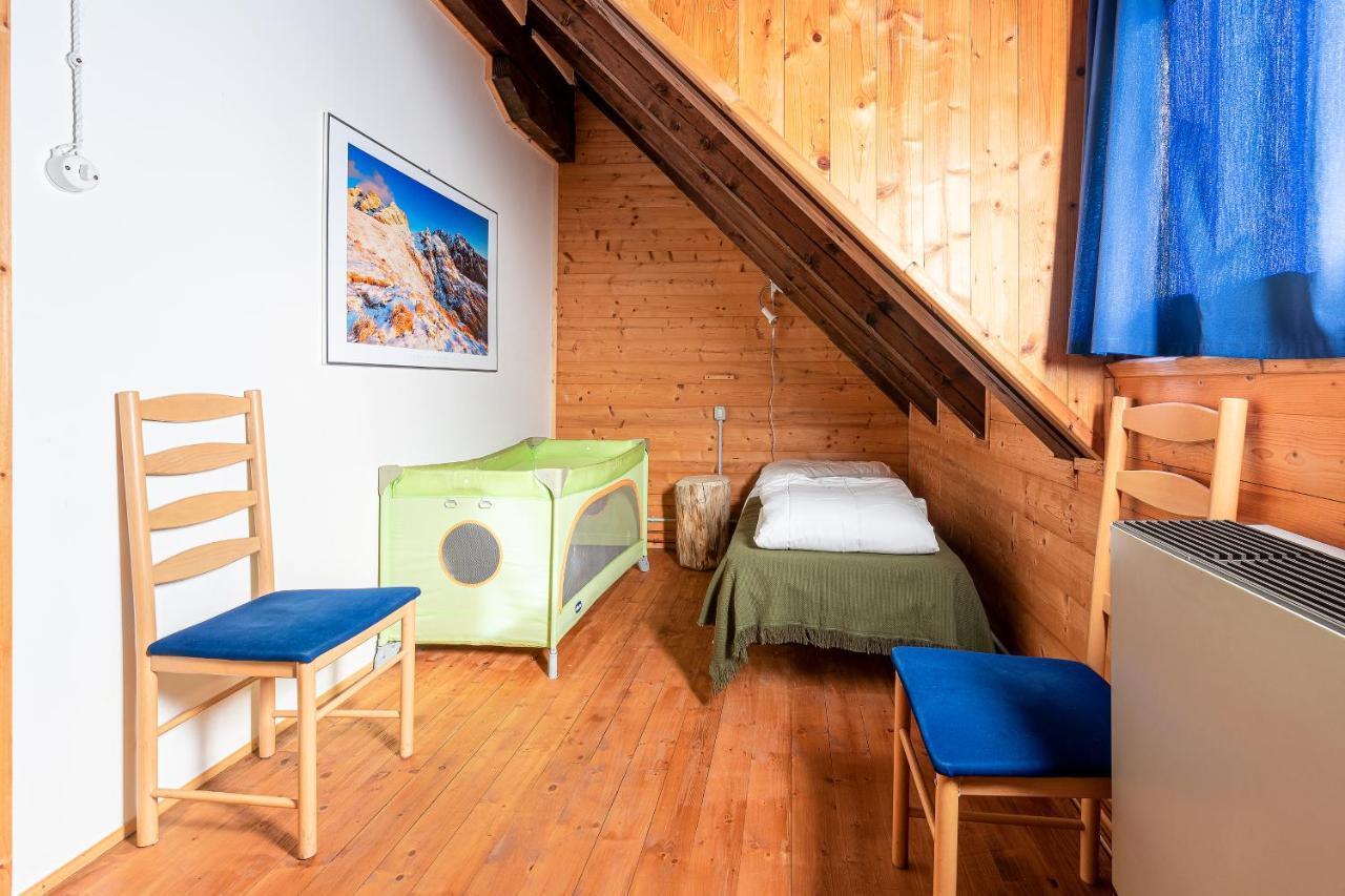 Camping & Caravan Zoncolan Ovaro Bagian luar foto